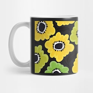 The Sunny flowerpower pattern in 1970-style, orange, black, yellow and white Mug